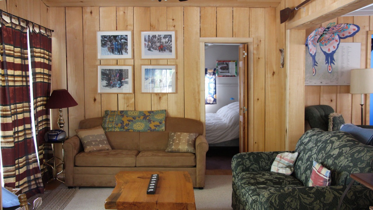 Photo of Livingroom in Minden Hills