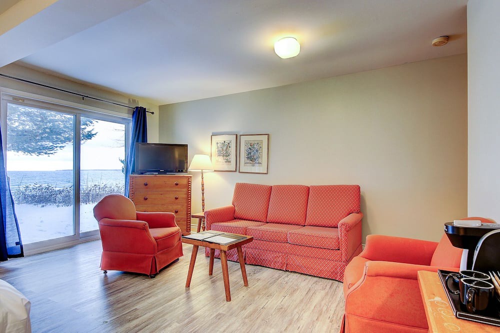 Photo of Livingroom in Georgina