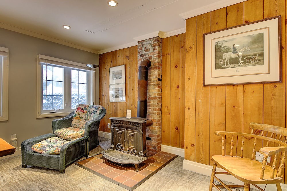 Photo of Livingroom in Georgina