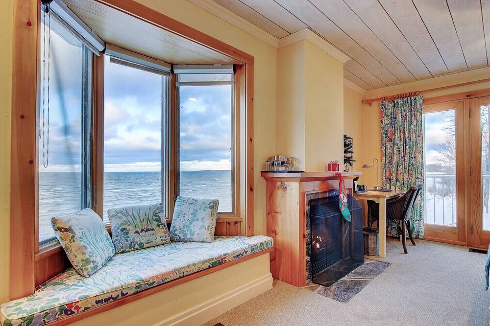 Photo of Livingroom in Georgina