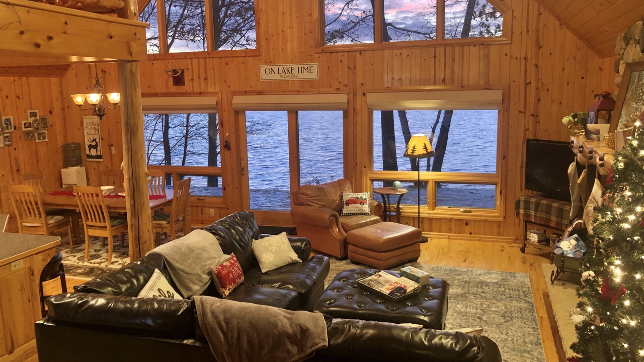 Photo of Livingroom in Emily