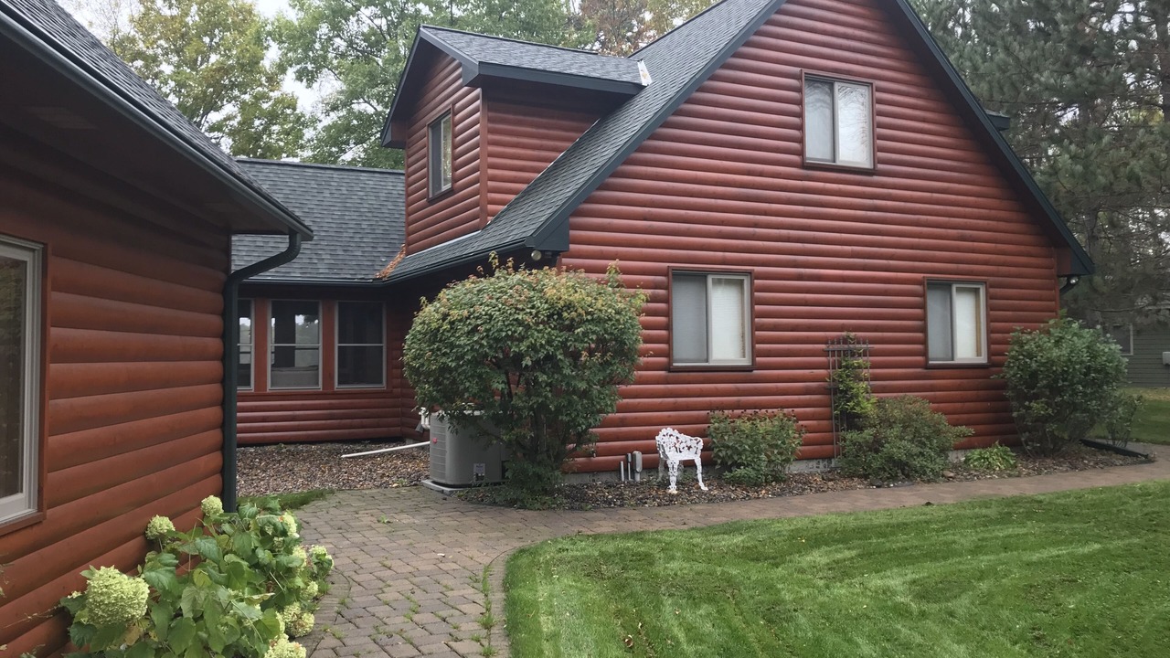 Photo of Outdoor in Emily