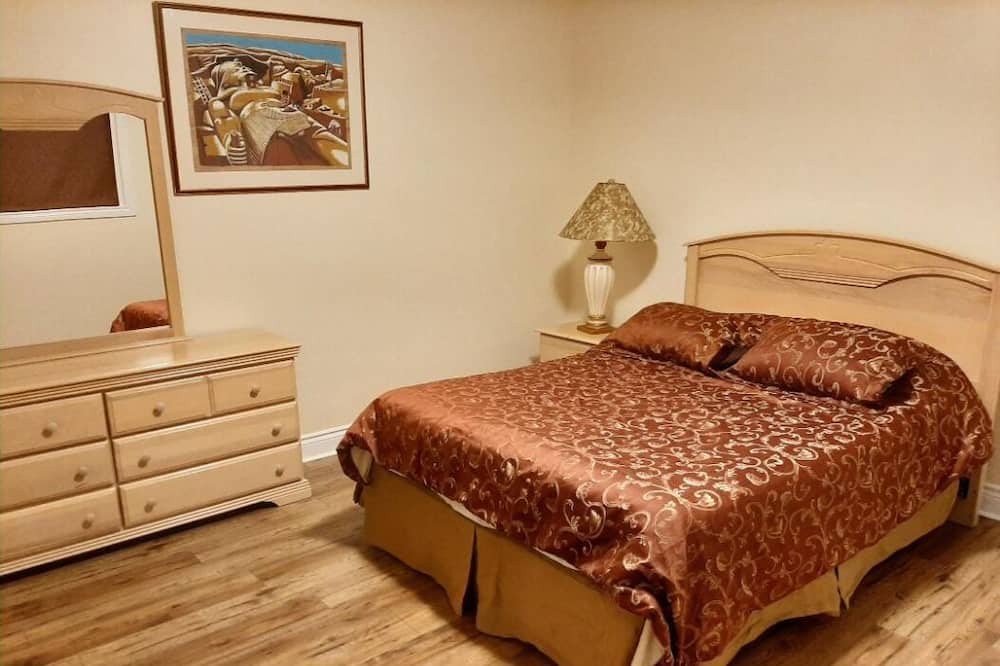 Photo of Bedroom in Ottawa Division