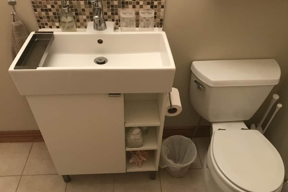 Photo of Bathroom in Coboconk