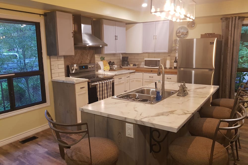 Photo of Kitchen in Balm Beach