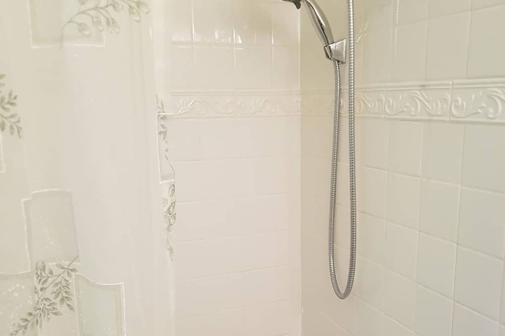 Photo of Bathroom in Balm Beach