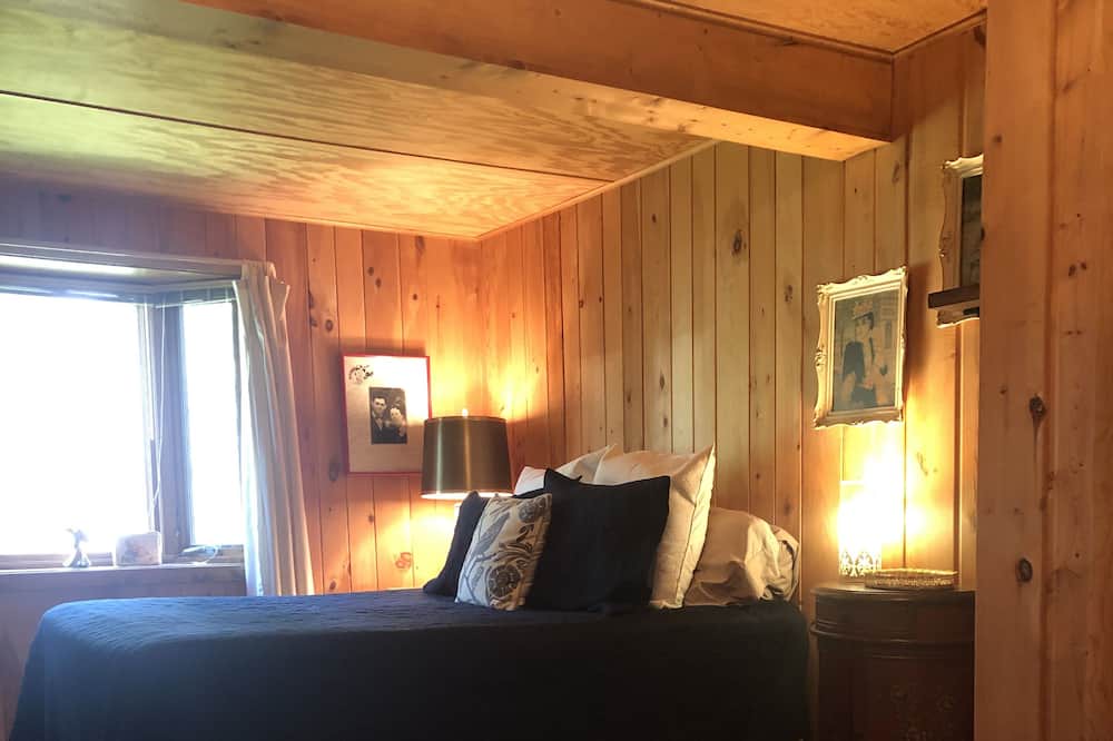 Photo of Bedroom in Backus