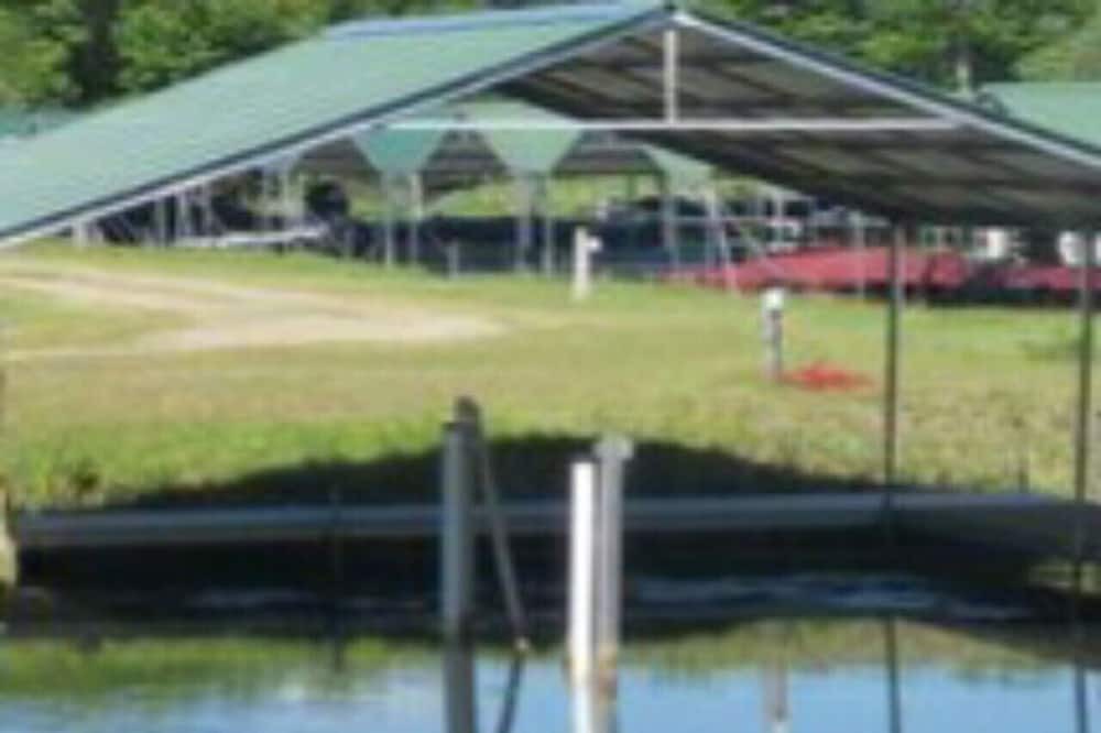 Photo of Outdoor in Federal Dam