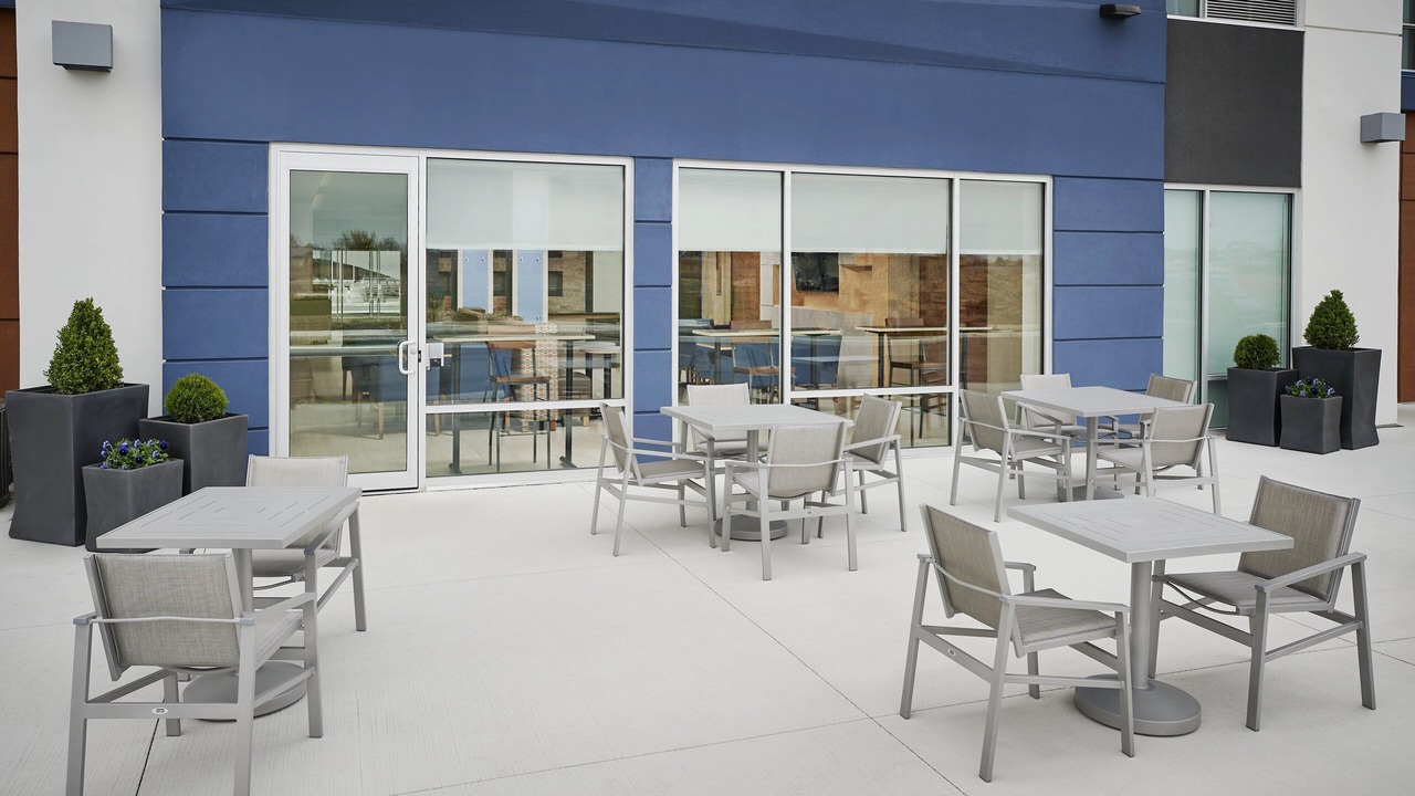 Photo of Outdoor in Lakeshore
