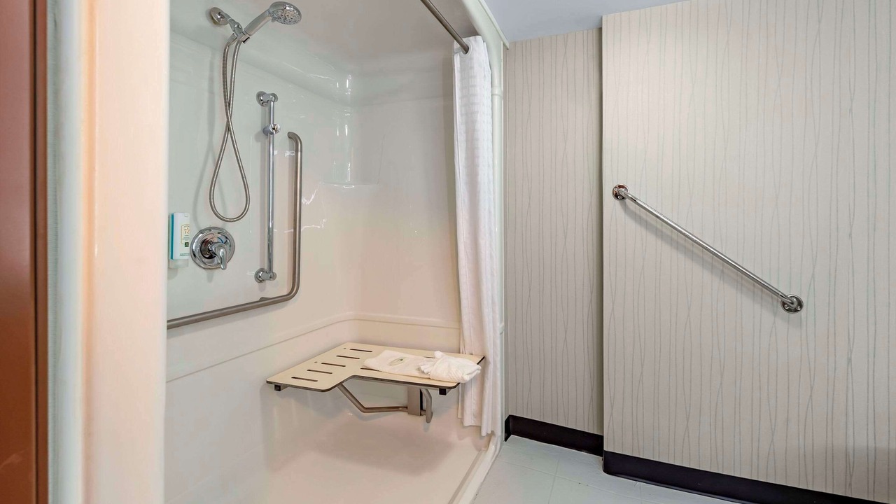 Photo of Bedroom in Industrial Park