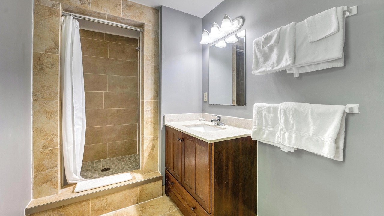 Photo of Bathroom in Sarnia