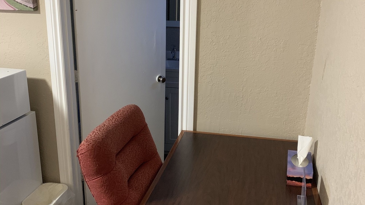 Photo of Livingroom in Pembroke