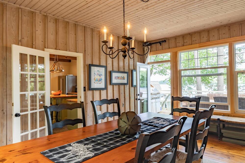 Photo of Livingroom in Rosseau