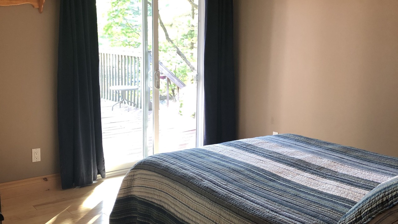 Photo of Bedroom in Georgian Bay