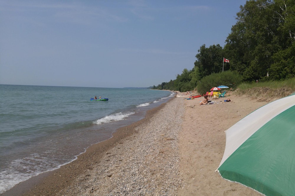 Photo of Others in Port Albert