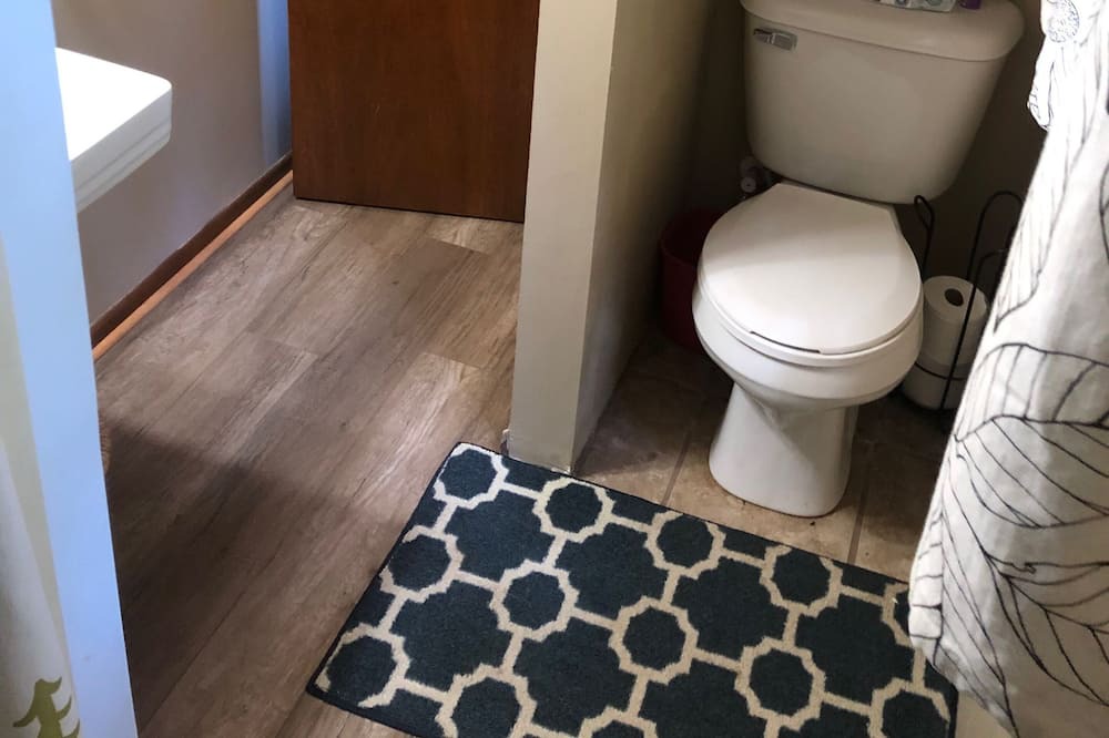 Photo of Bathroom in Sturgeon Lake