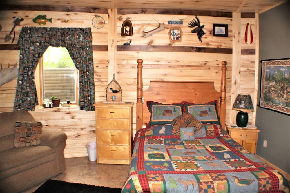 Photo of Bedroom in Squaw Lake