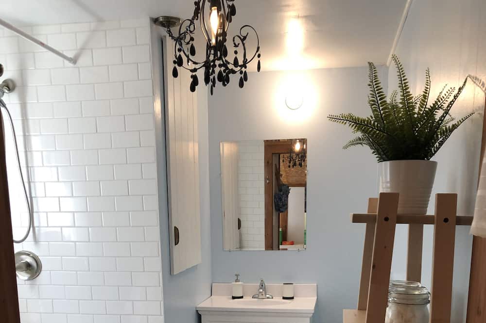 Photo of Bathroom in Faraday
