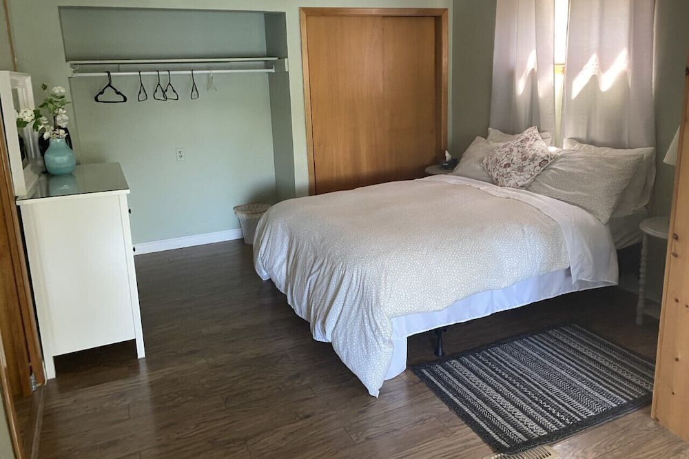 Photo of Bedroom in Faraday