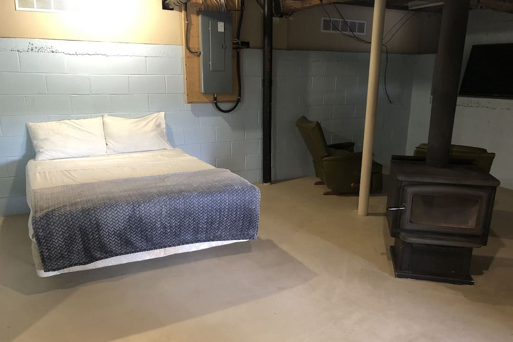 Photo of Bedroom in Faraday