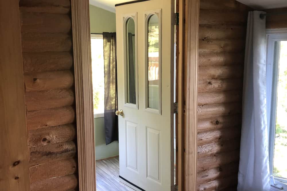 Photo of Bedroom in Faraday