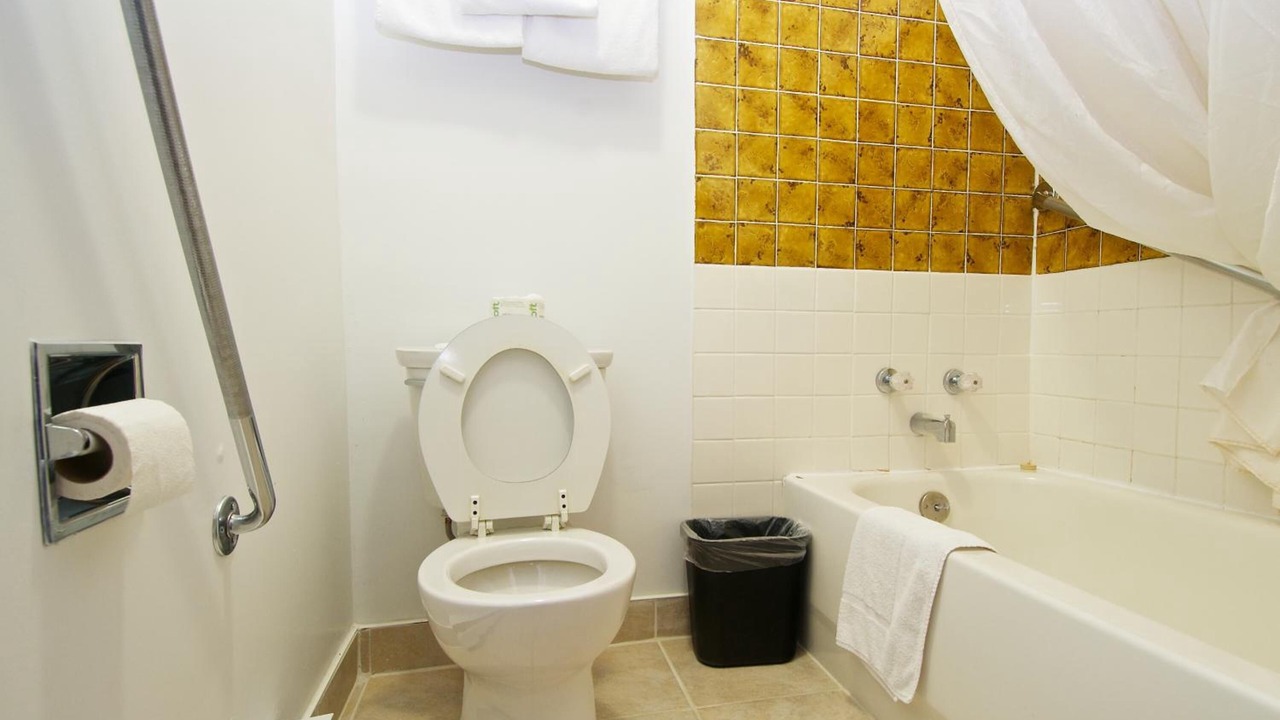 Photo of Bathroom in Algoma District