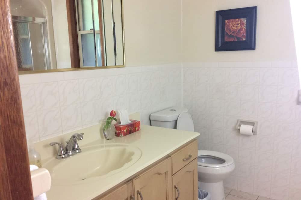 Photo of Bathroom in Dundas