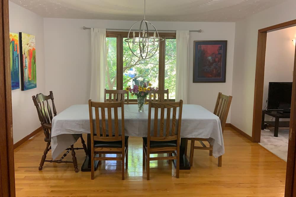 Photo of Bedroom in Dundas