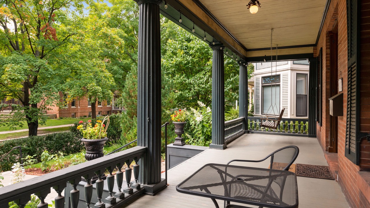 Photo of Outdoor in Summit - University