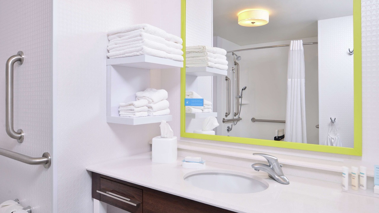 Photo of Bathroom in Oakdale
