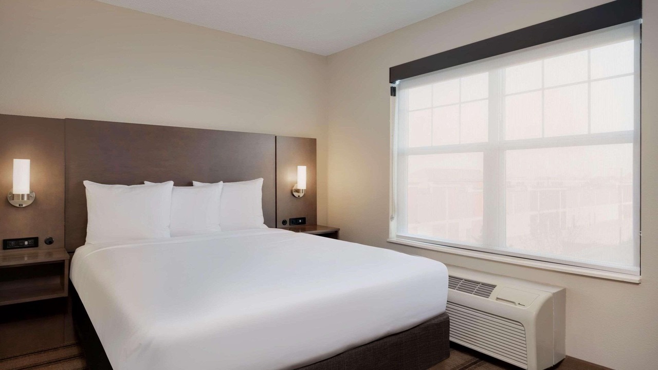 Photo of Bedroom in Albertville