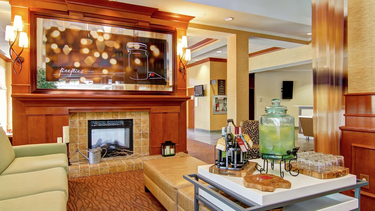 Photo of Livingroom in Ottawa Division