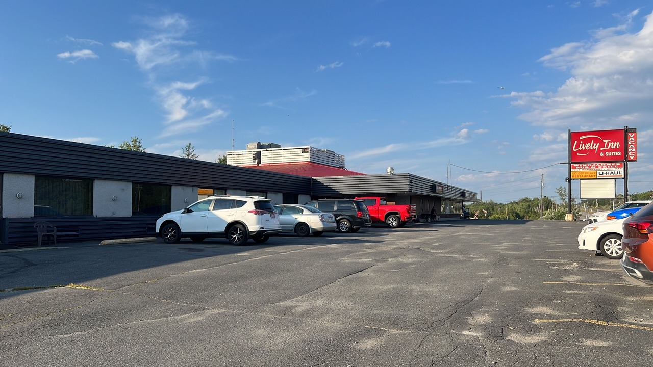 Photo of Outdoor in Lively