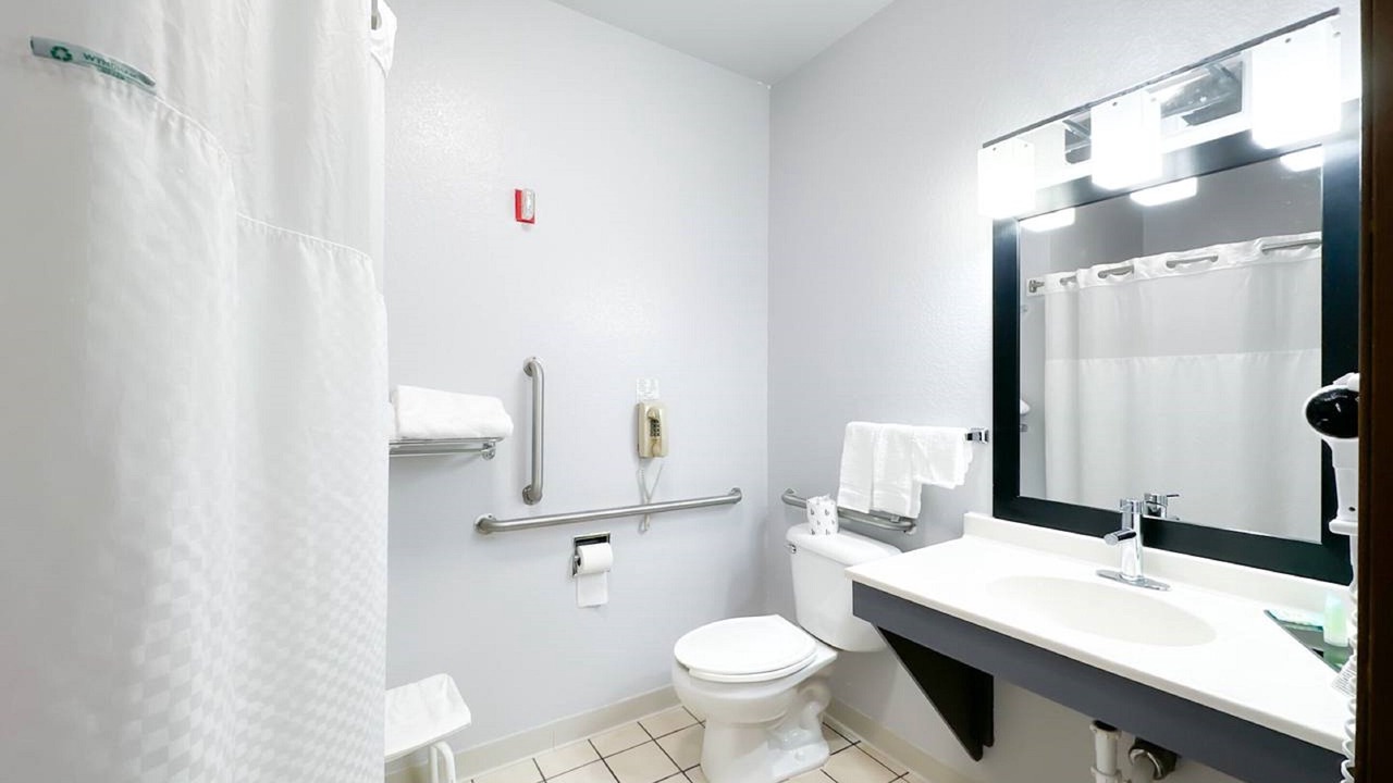Photo of Bathroom in Finlayson