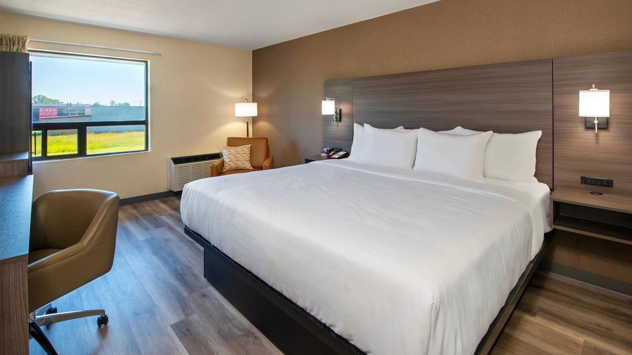 Photo of Bedroom in Chatham-Kent