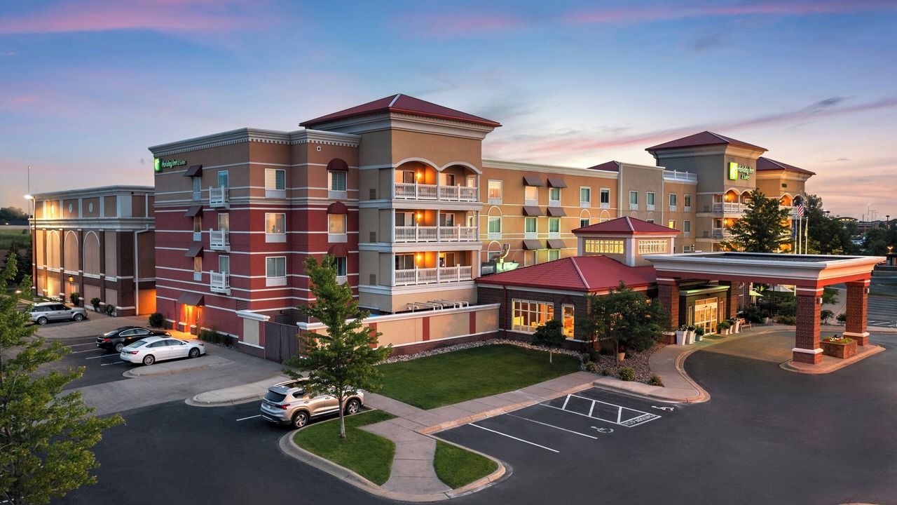 Photo of Outdoor in Maple Grove