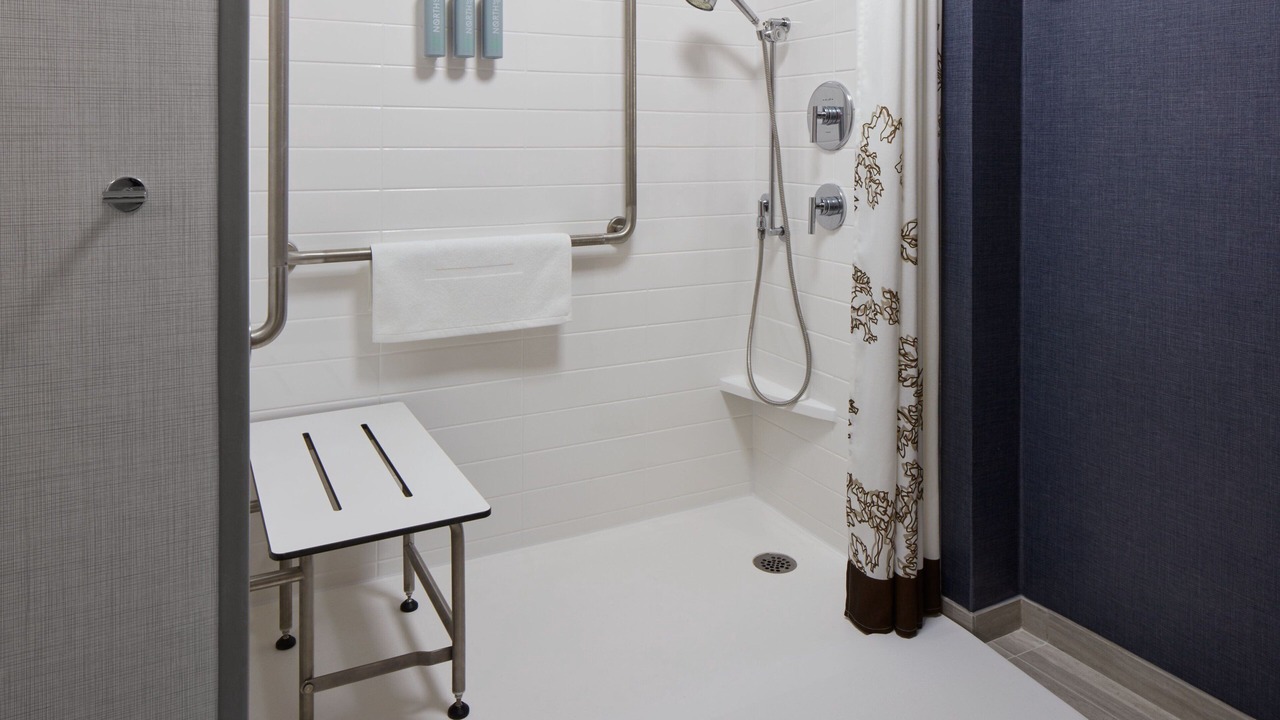 Photo of Bathroom in Northeast Mississauga