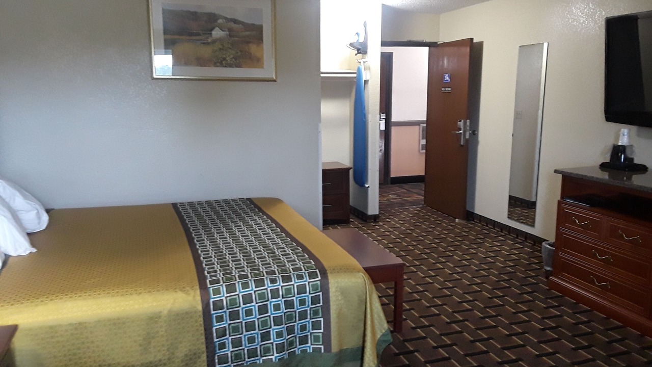 Photo of Bedroom in Faribault