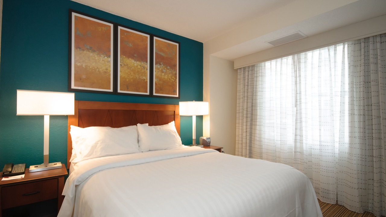 Photo of Bedroom in Downtown