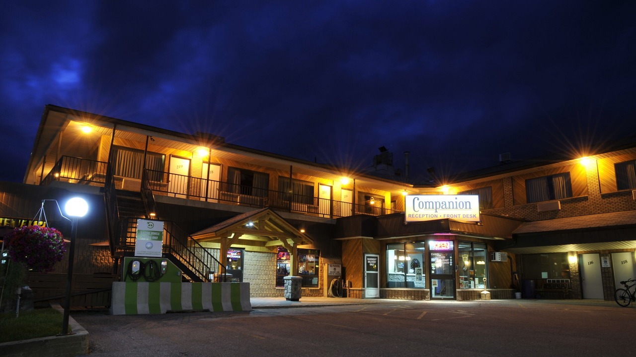 Photo of Buildings in Hearst