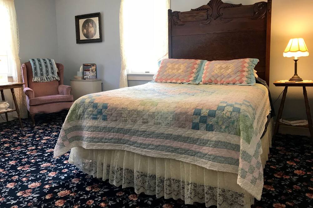 Photo of Bedroom in Peterson