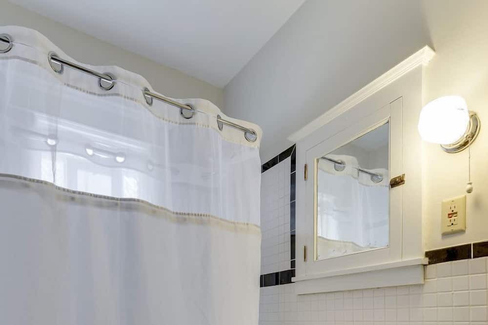 Photo of Bathroom in Powderhorn Park
