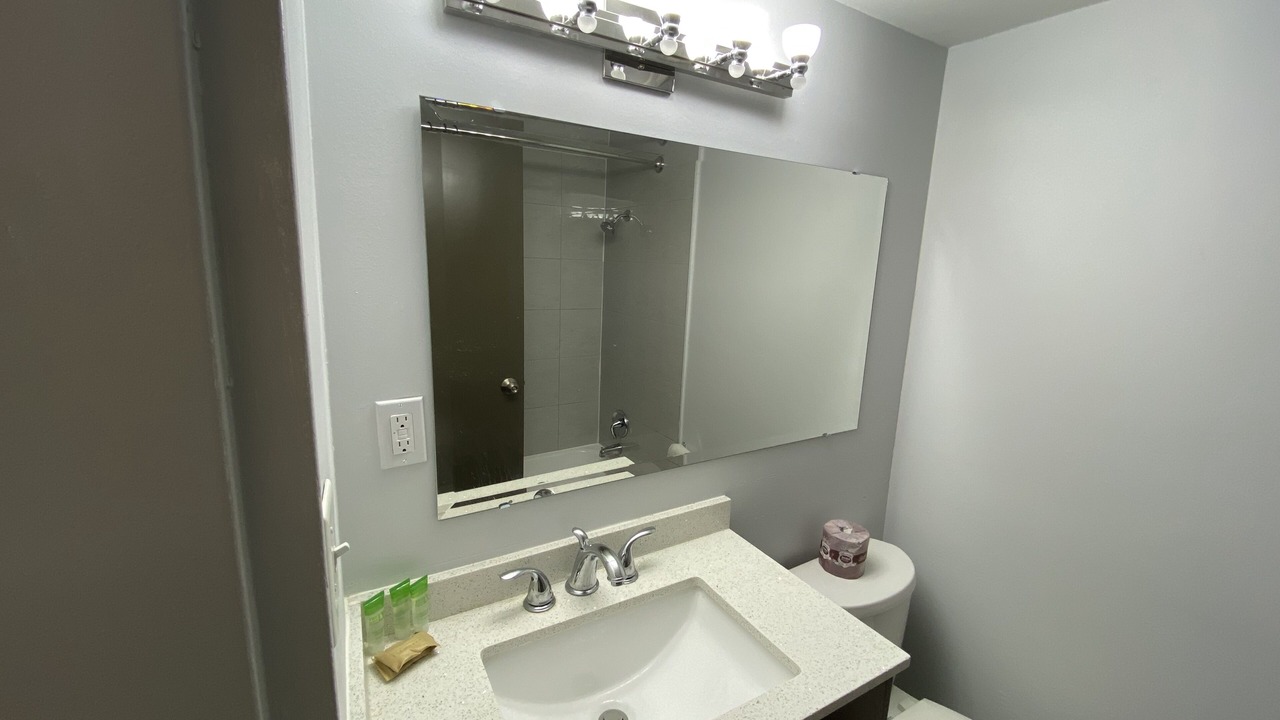 Photo of Bathroom in Sarnia