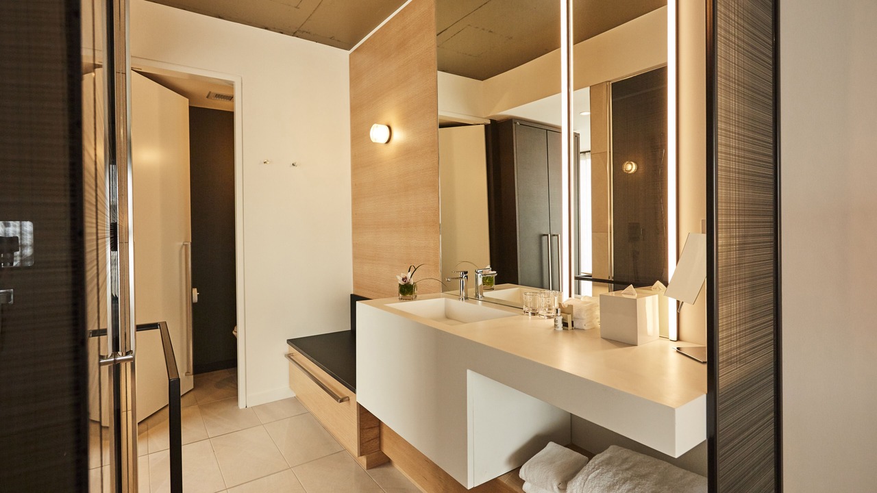 Photo of Bathroom in Downtown Ottawa