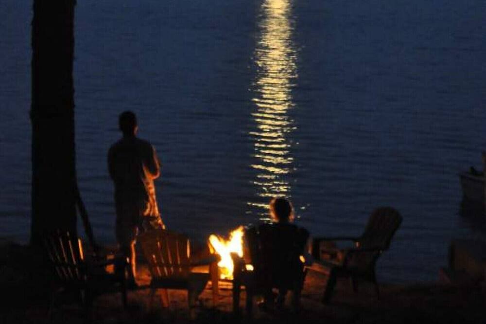 Photo of Others in Deer Bay