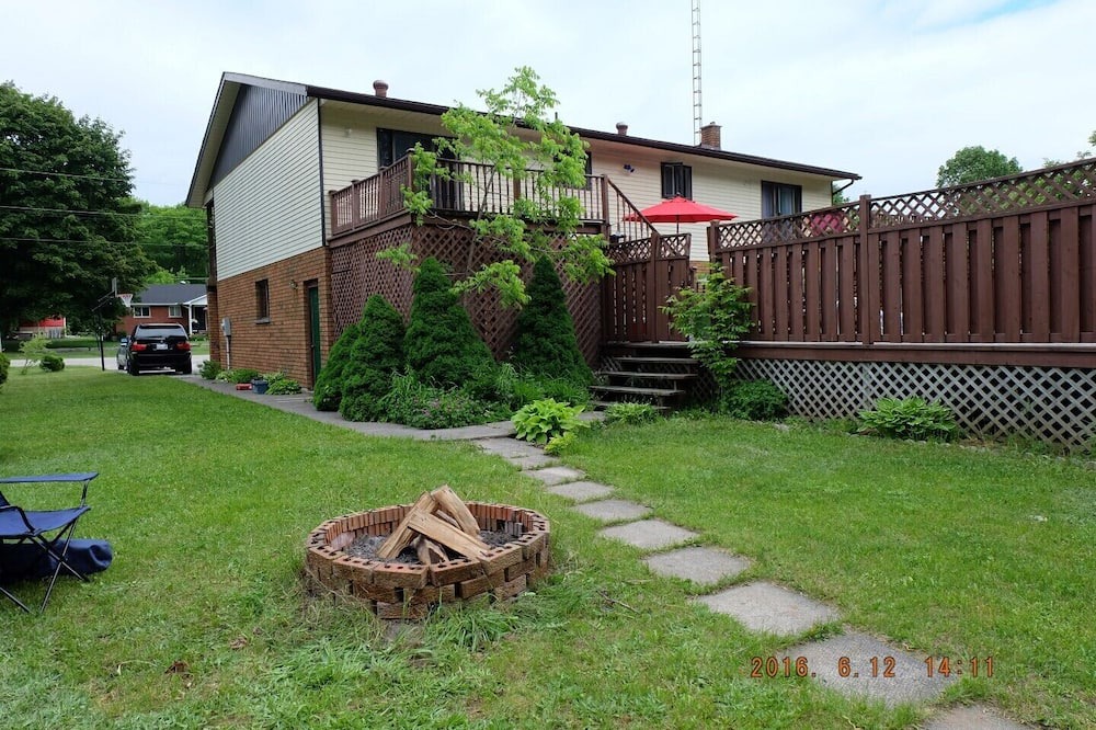 Photo of Outdoor in Tiny