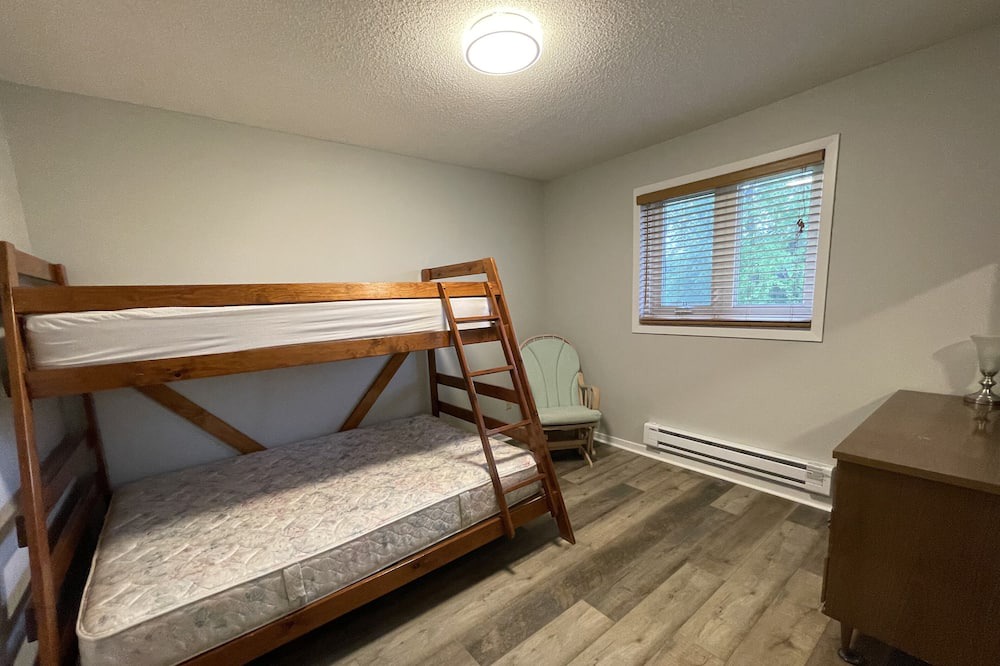 Photo of Bedroom in Victoria Road