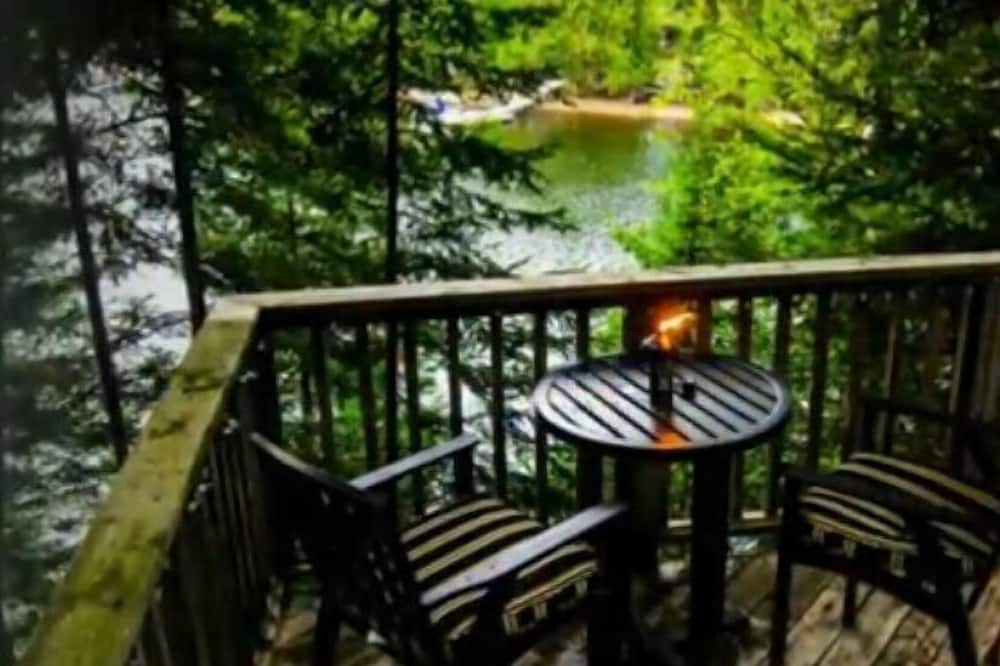 Photo of Patio Balcony in Haliburton