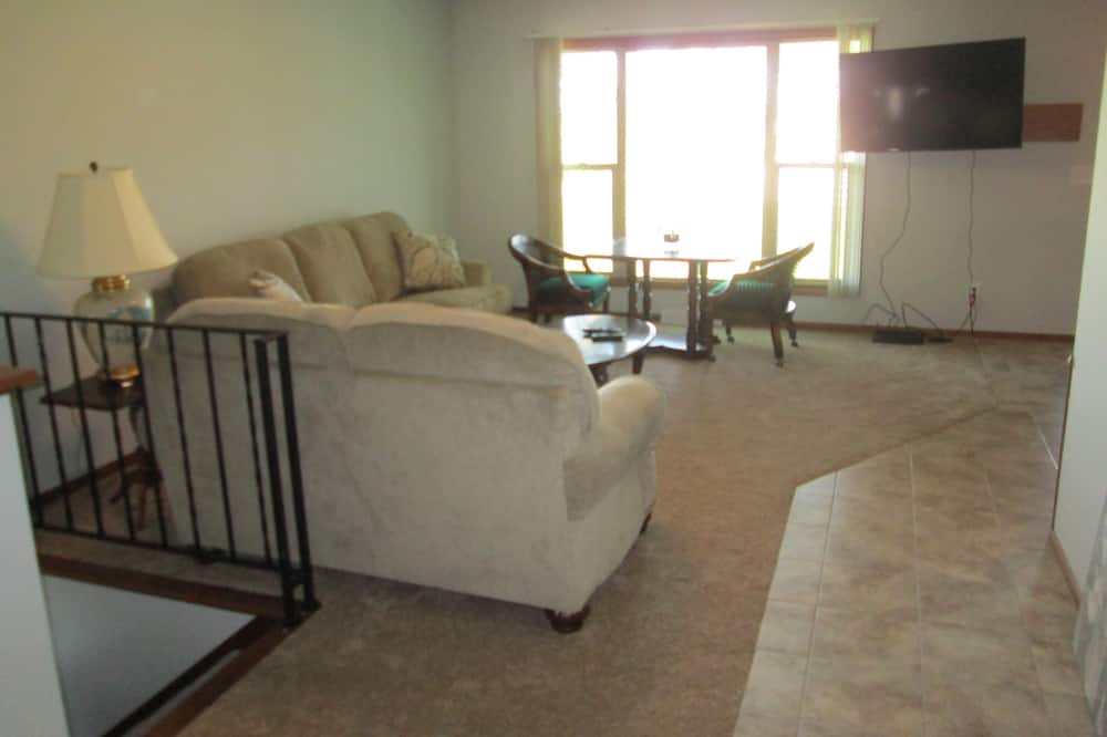 Photo of Livingroom in Chaska