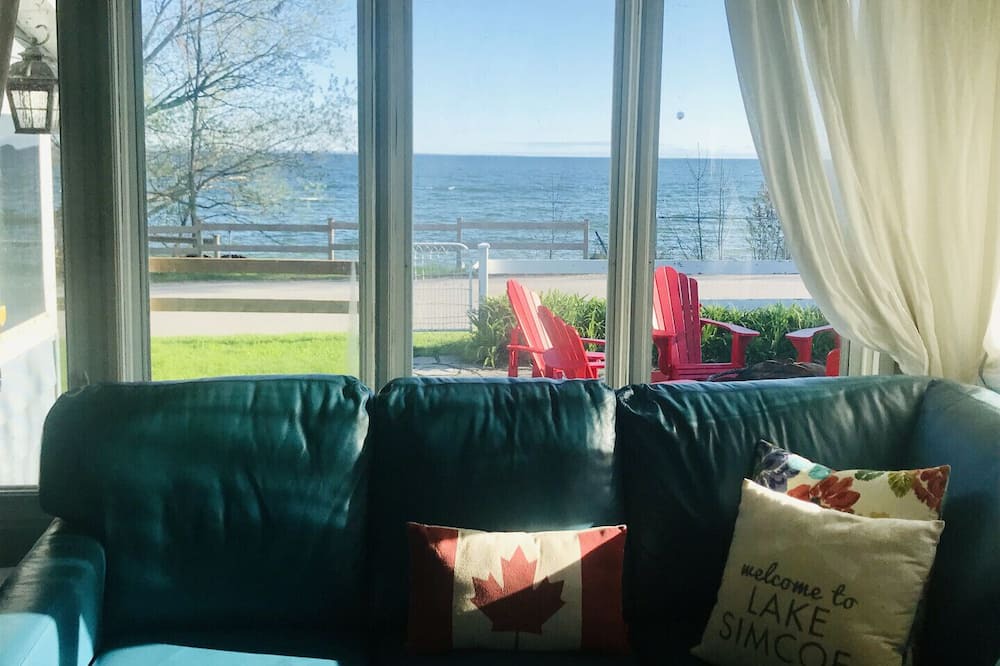 Photo of Bedroom in Jacksons Point